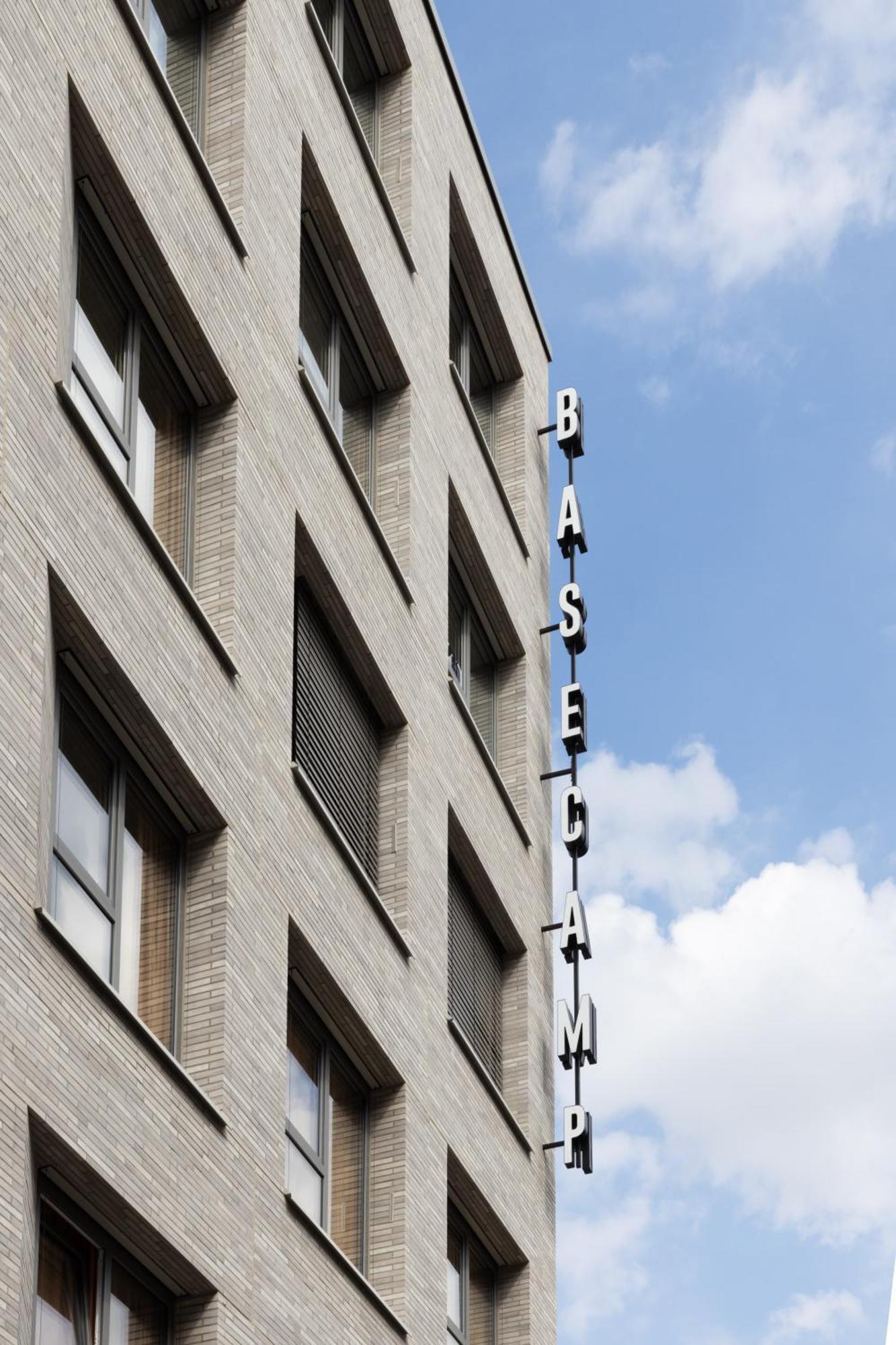 Basecamp Hotel Dortmund Exterior foto